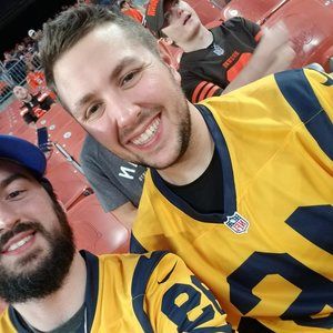 Meet your Posher, Lance